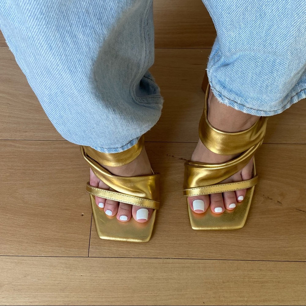 Ego heels